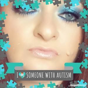 Meet your Posher, Angelique